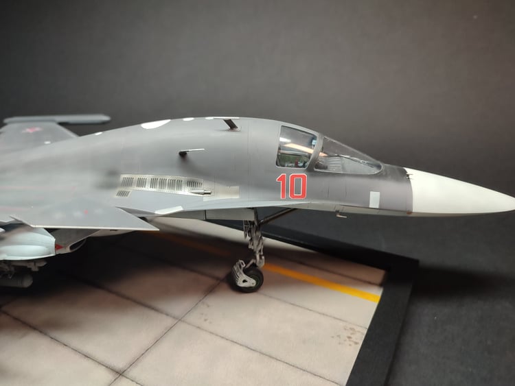 SU 34 HOBBY BOSS 1/48
