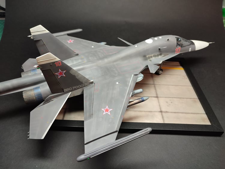 SU 34 HOBBY BOSS 1/48