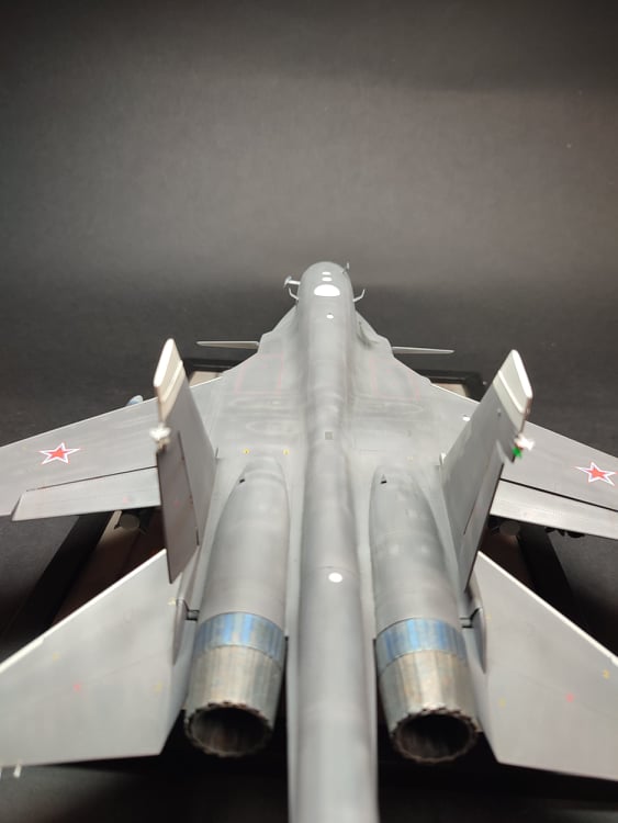 SU 34 HOBBY BOSS 1/48