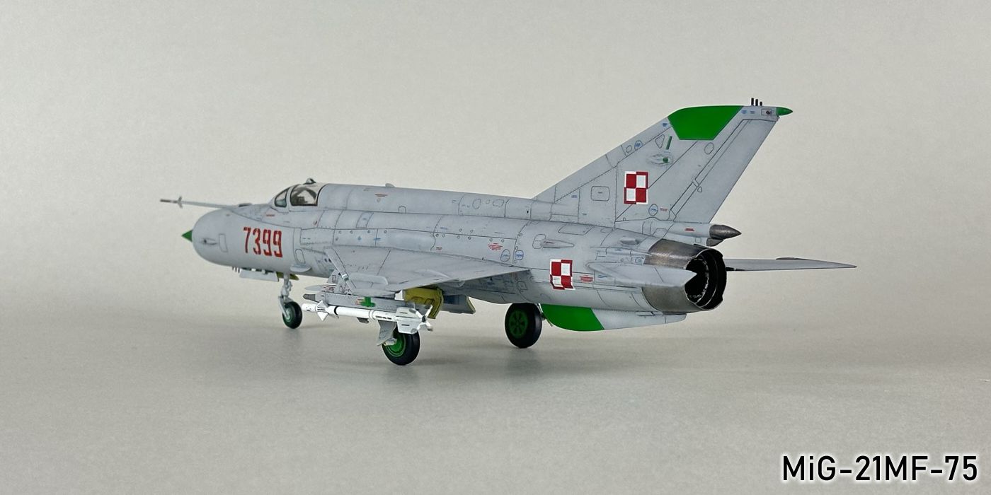 MiG-21MF-75 104g.jpg