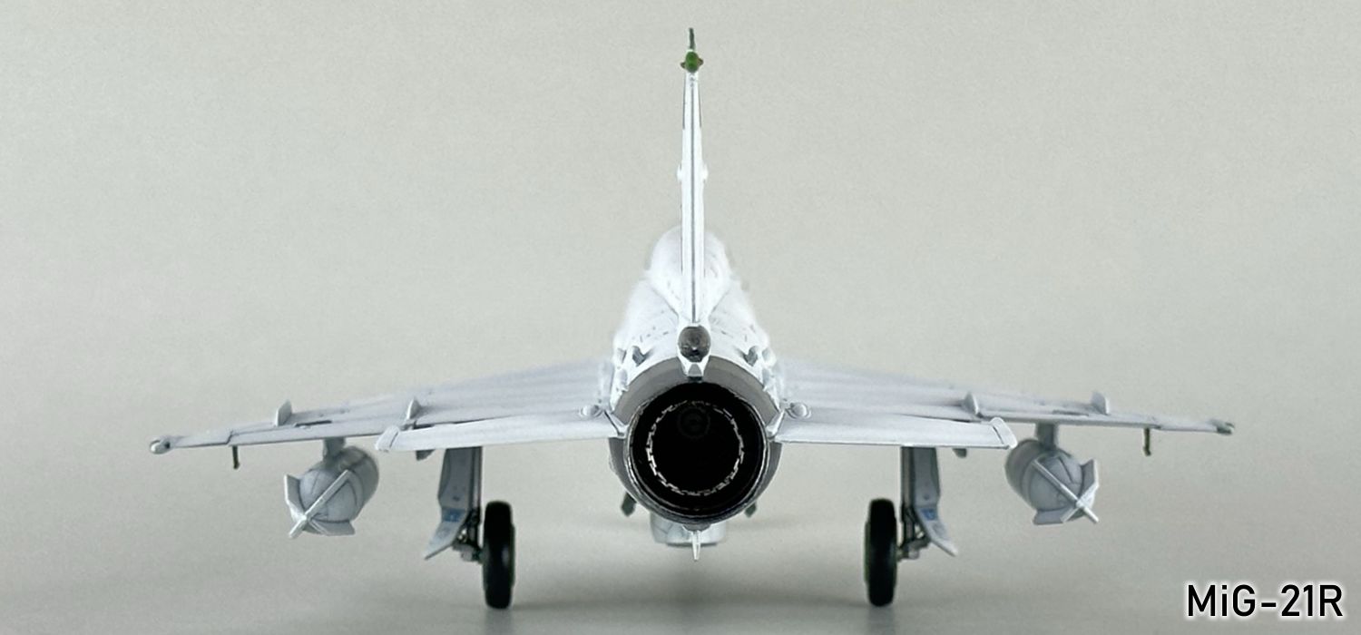 MiG-21R 104g.jpg