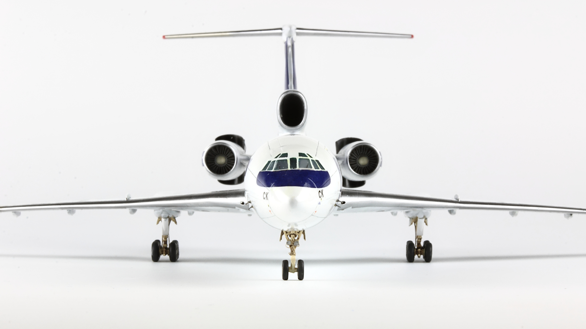 Tu-154_24.JPG