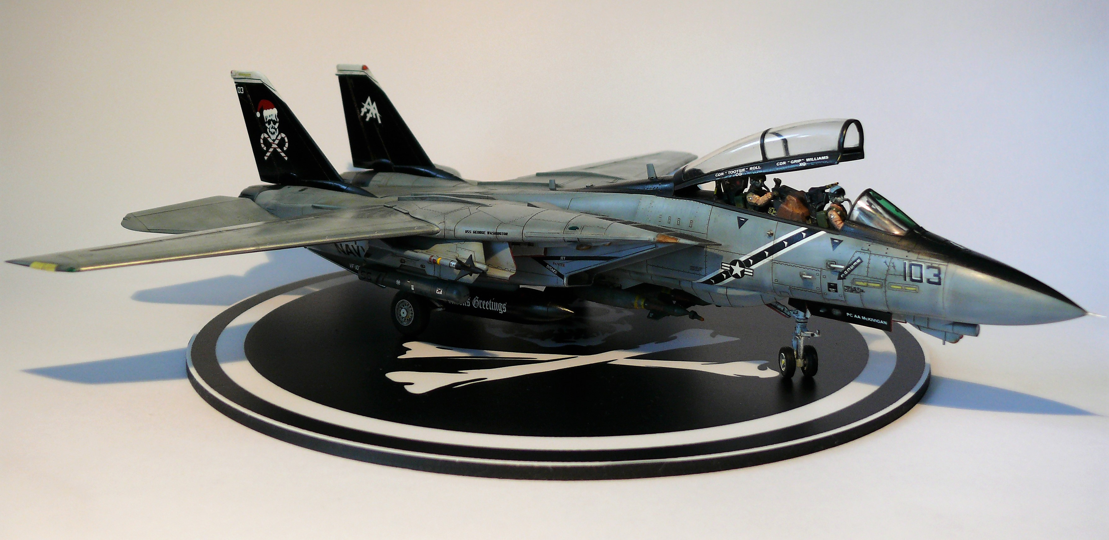 F-14_1.jpg