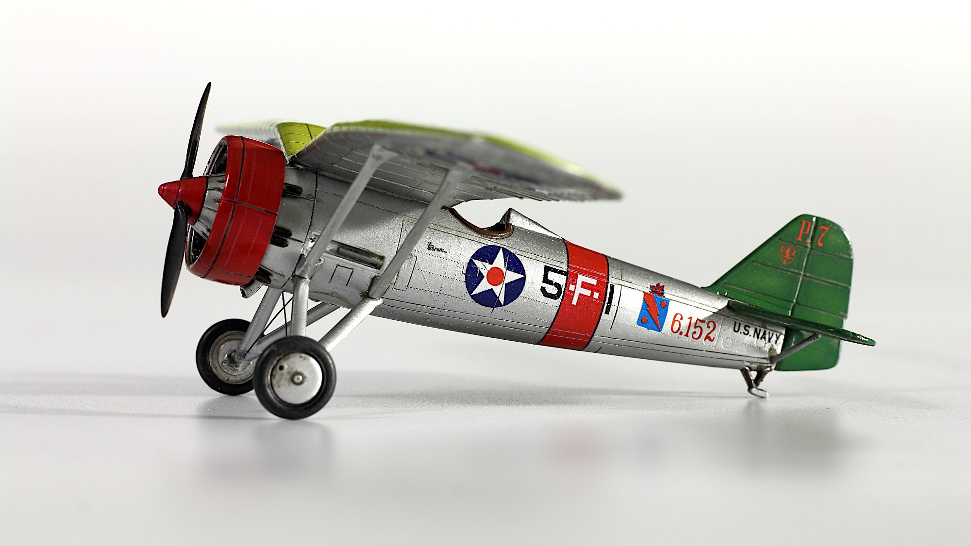PZLP7USN_004.jpg