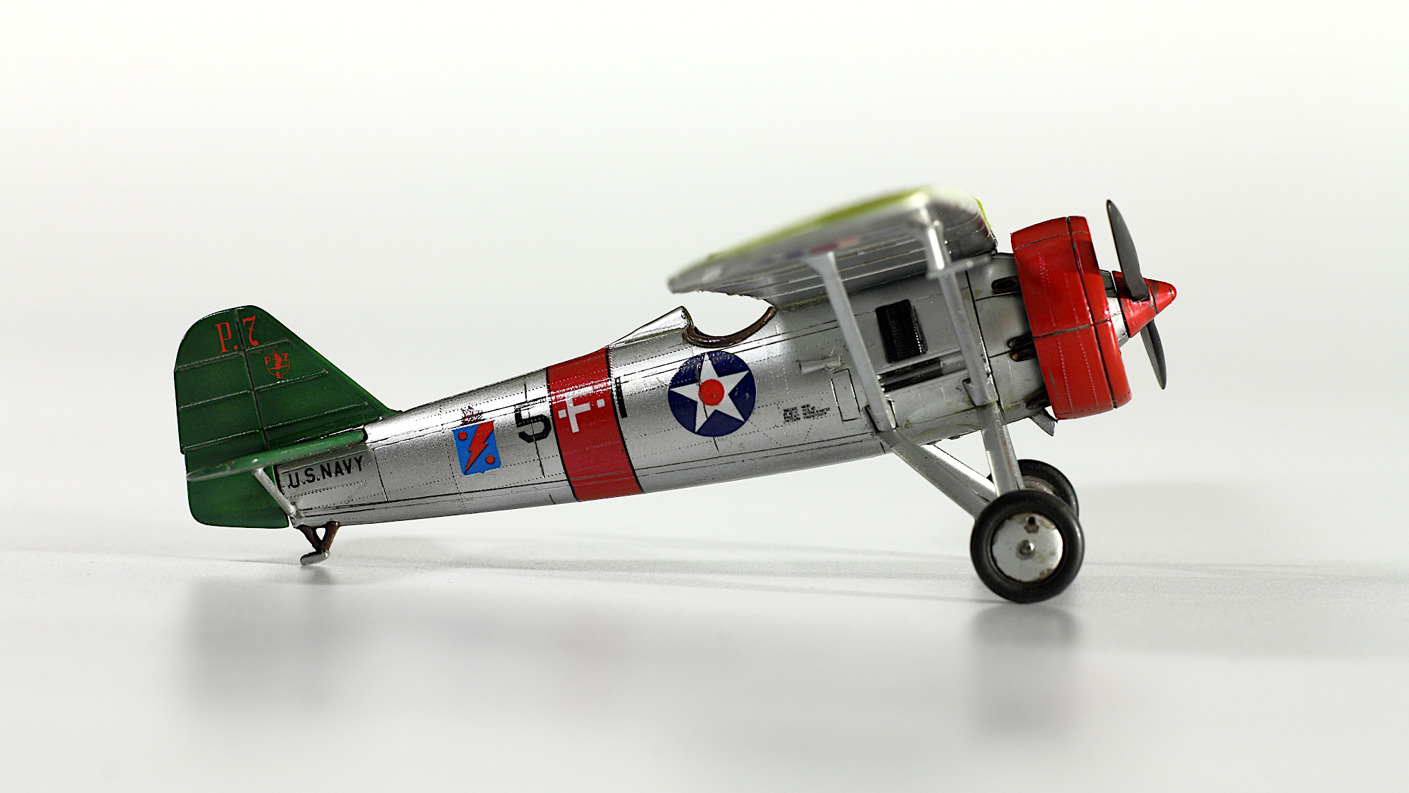 PZLP7USN_002.jpg